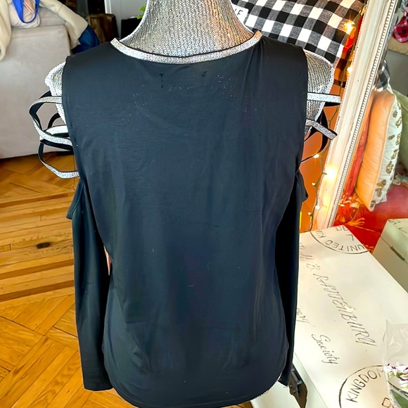 Skull Embellished Long Sleeve - Picture 8 of 13